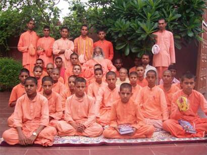 He Who Understands And Teaches